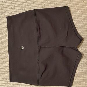 LuluLemon High rise boogie shorts